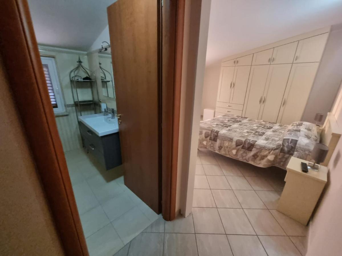 B&B E Casa Vacanza Al Castello Roccella Ionica Eksteriør billede