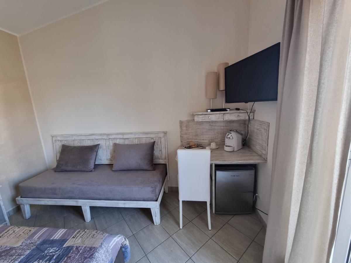 B&B E Casa Vacanza Al Castello Roccella Ionica Eksteriør billede