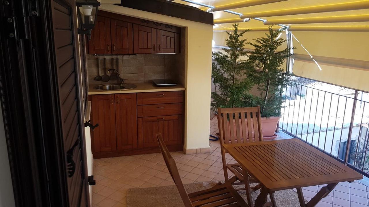 B&B E Casa Vacanza Al Castello Roccella Ionica Eksteriør billede