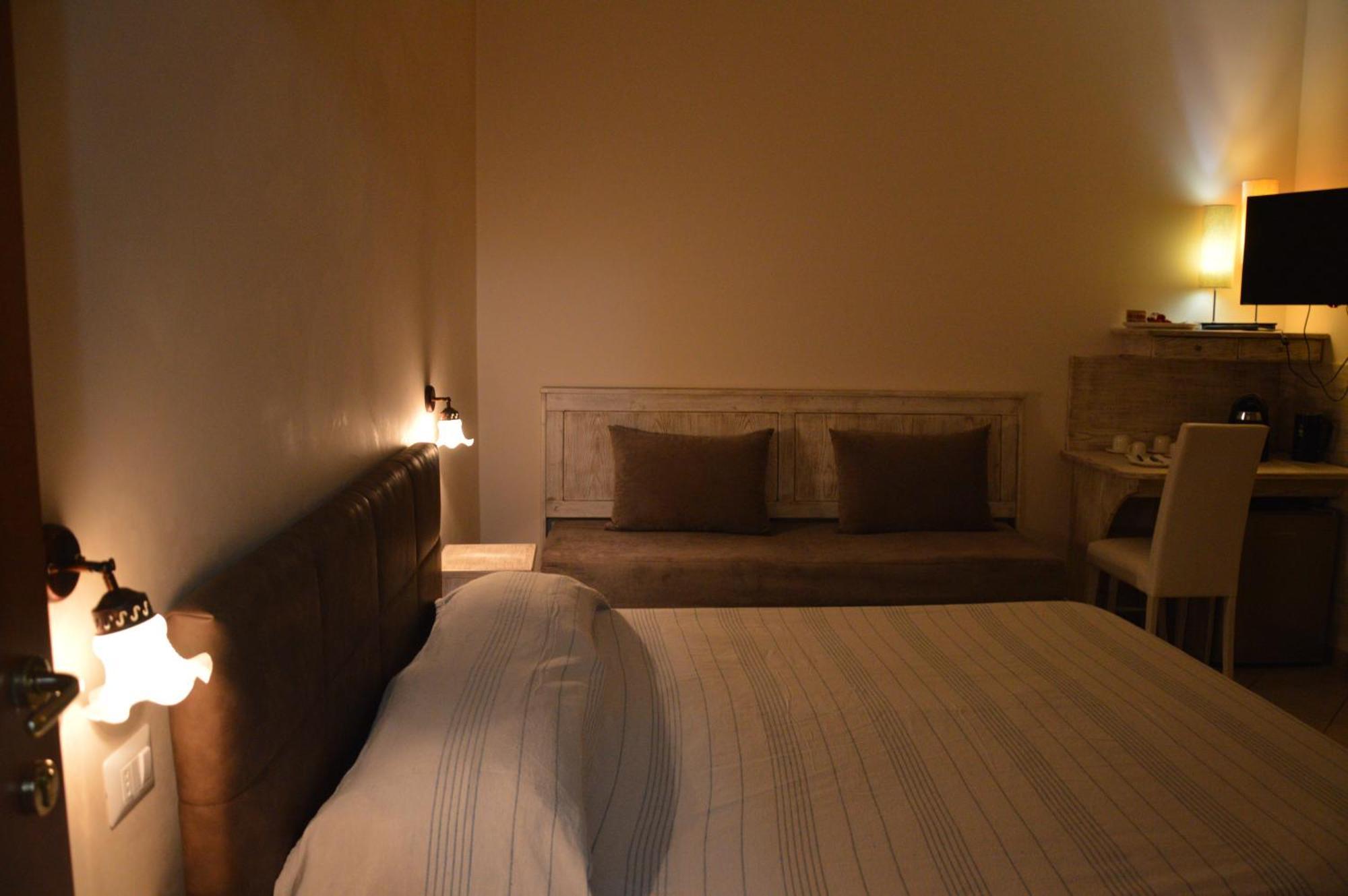 B&B E Casa Vacanza Al Castello Roccella Ionica Eksteriør billede