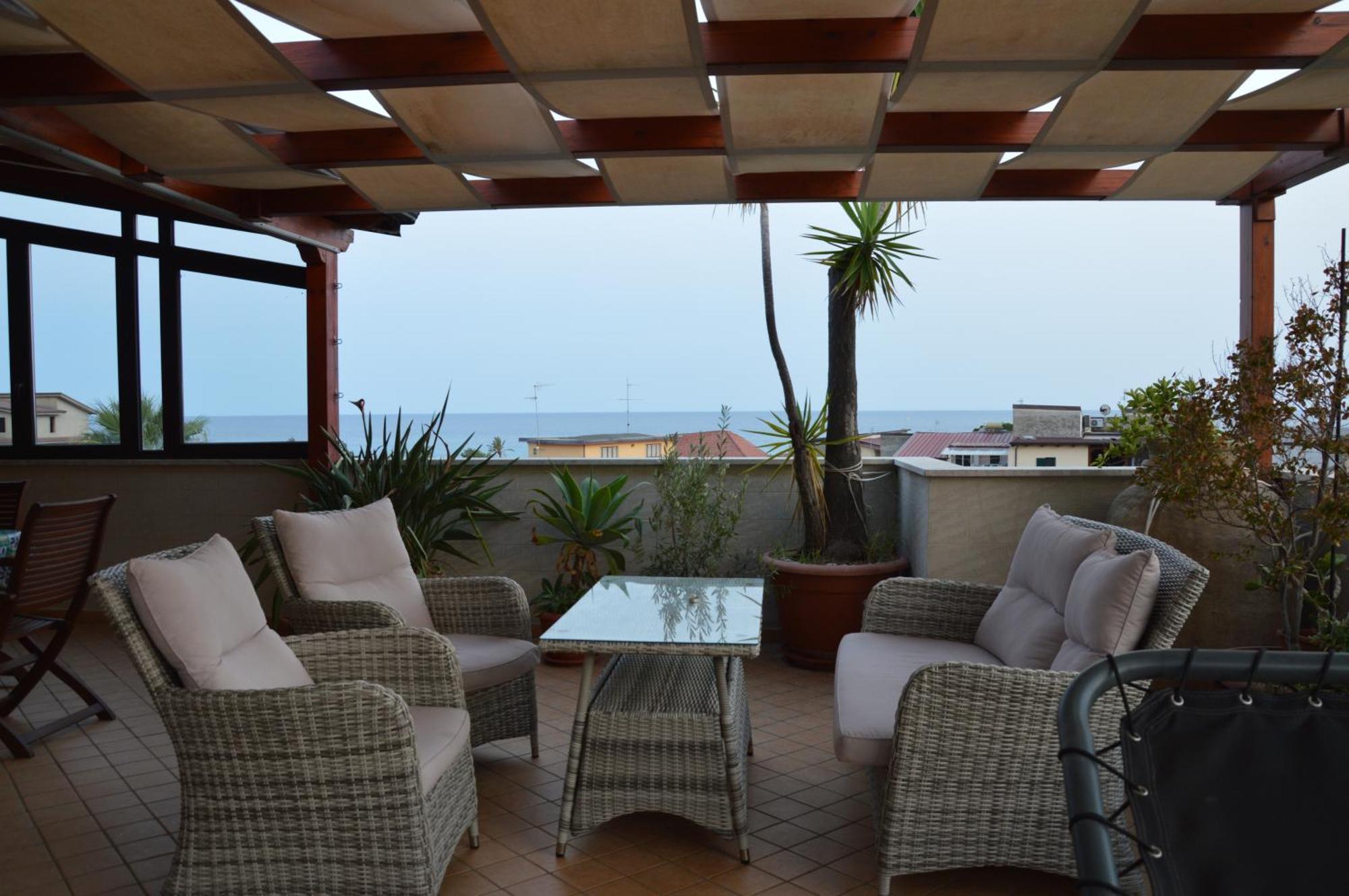 B&B E Casa Vacanza Al Castello Roccella Ionica Eksteriør billede