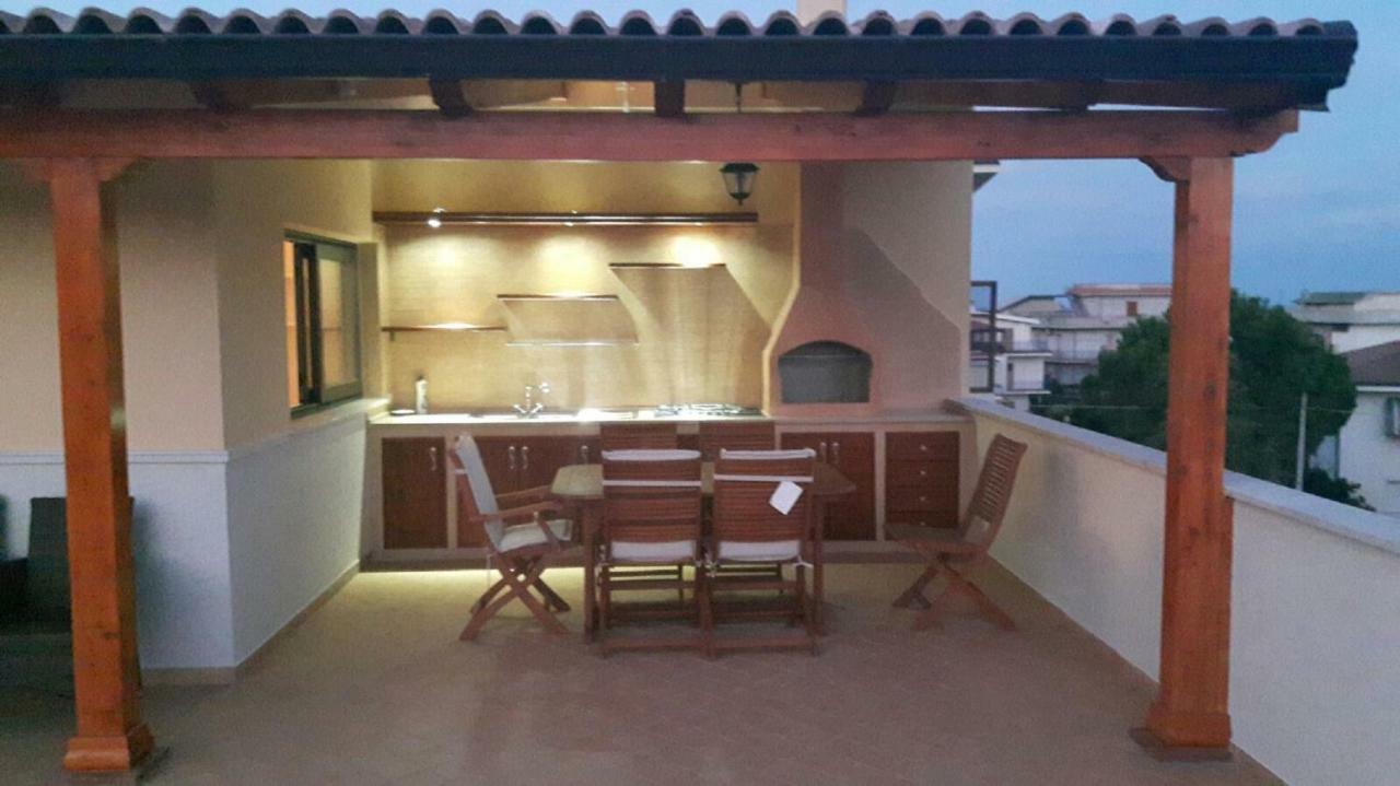 B&B E Casa Vacanza Al Castello Roccella Ionica Eksteriør billede